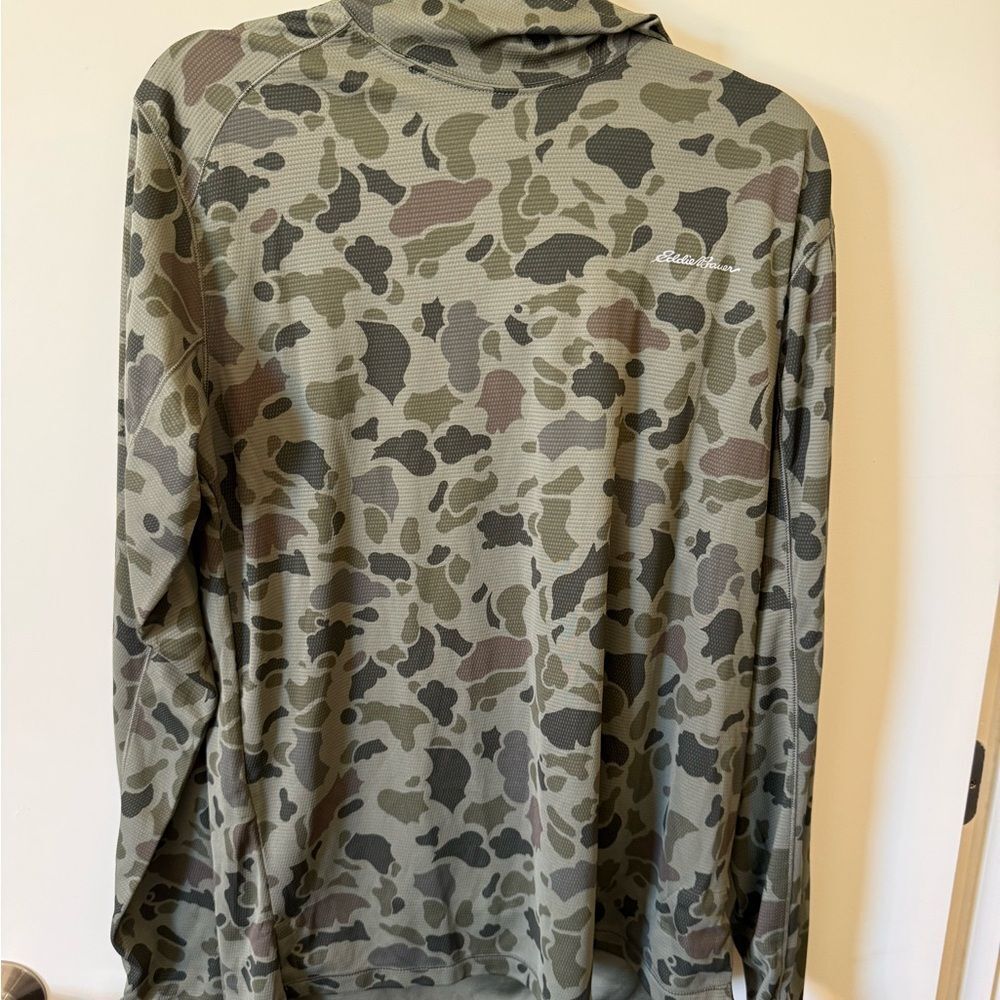 Eddie Bauer Green Camo Long Sleeve Sun Shirt